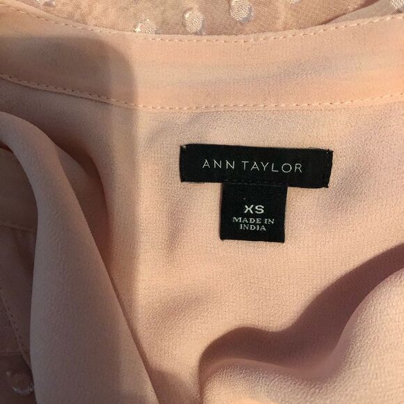Ann Taylor Shear Pink Textured Button Down Long Sleeve Blouse XS - Picture 9 of 11